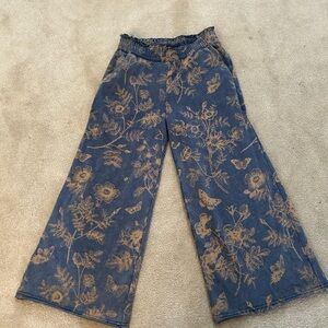 Comfy and cute floral wide leg sweatpants